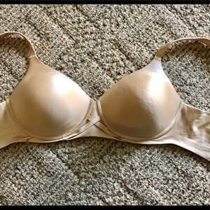 Comfort bra by Barely There in size D36